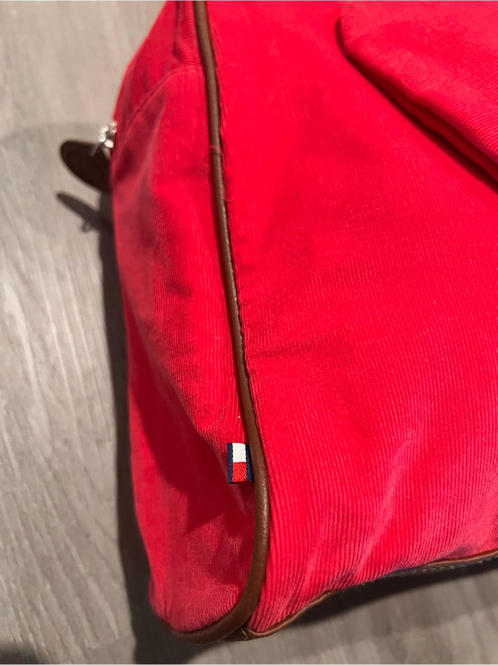 Tommy Hilfiger Red Canvas Travel Tote with Brown Leather Handles - Picture 14 of 16